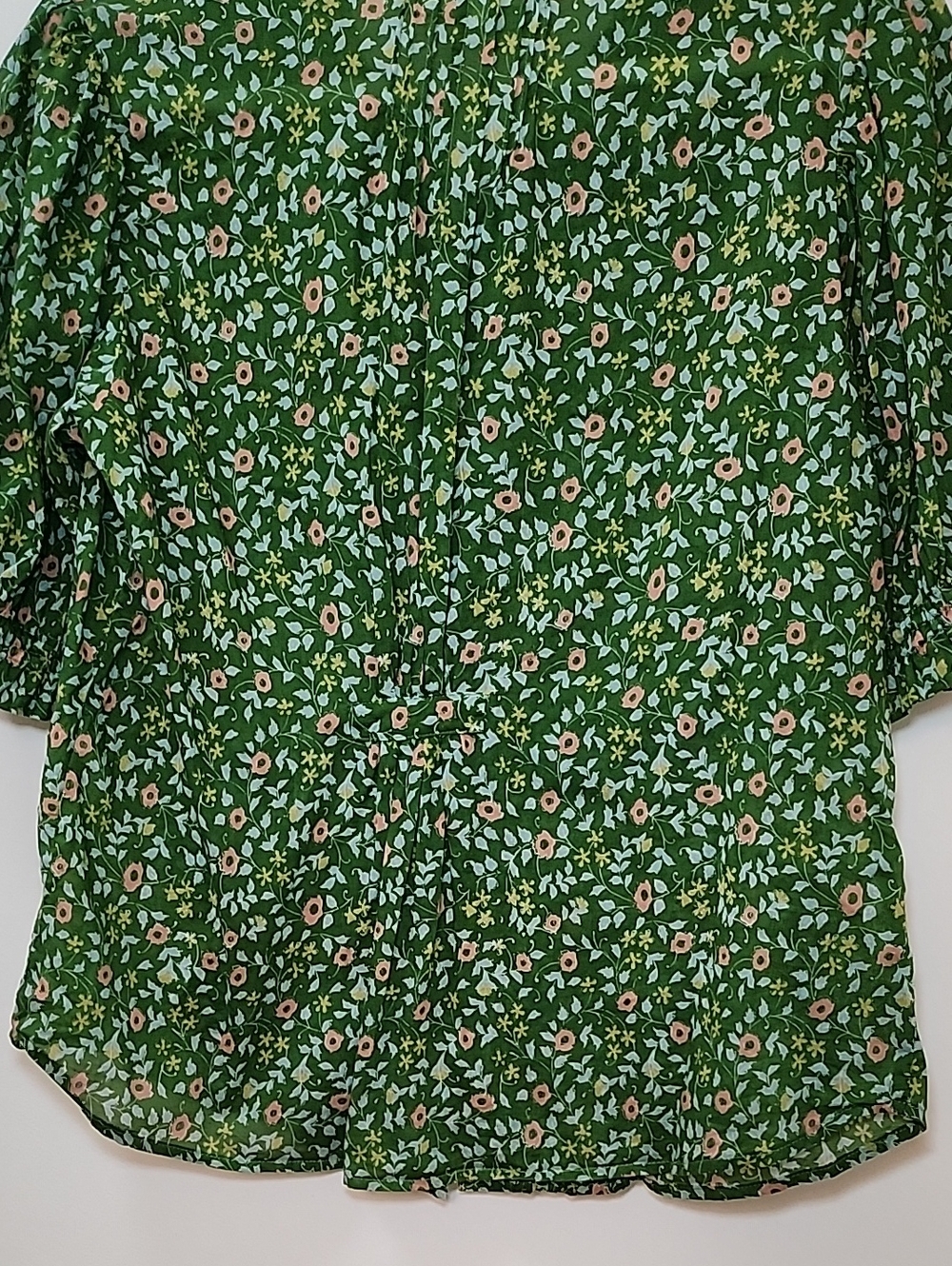 Anthropologie Trovata Romantic Green Floral Pintuck Button-Down Blouse Size L - Picture 11 of 16